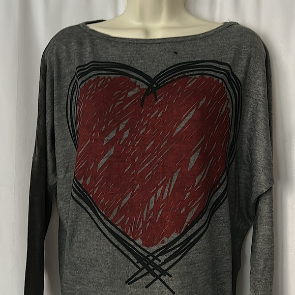 Go Couture Dark Grey Heart Long Sleeve Sweatshirt Top **Size S** ❤️❤️ - Picture 3 of 4